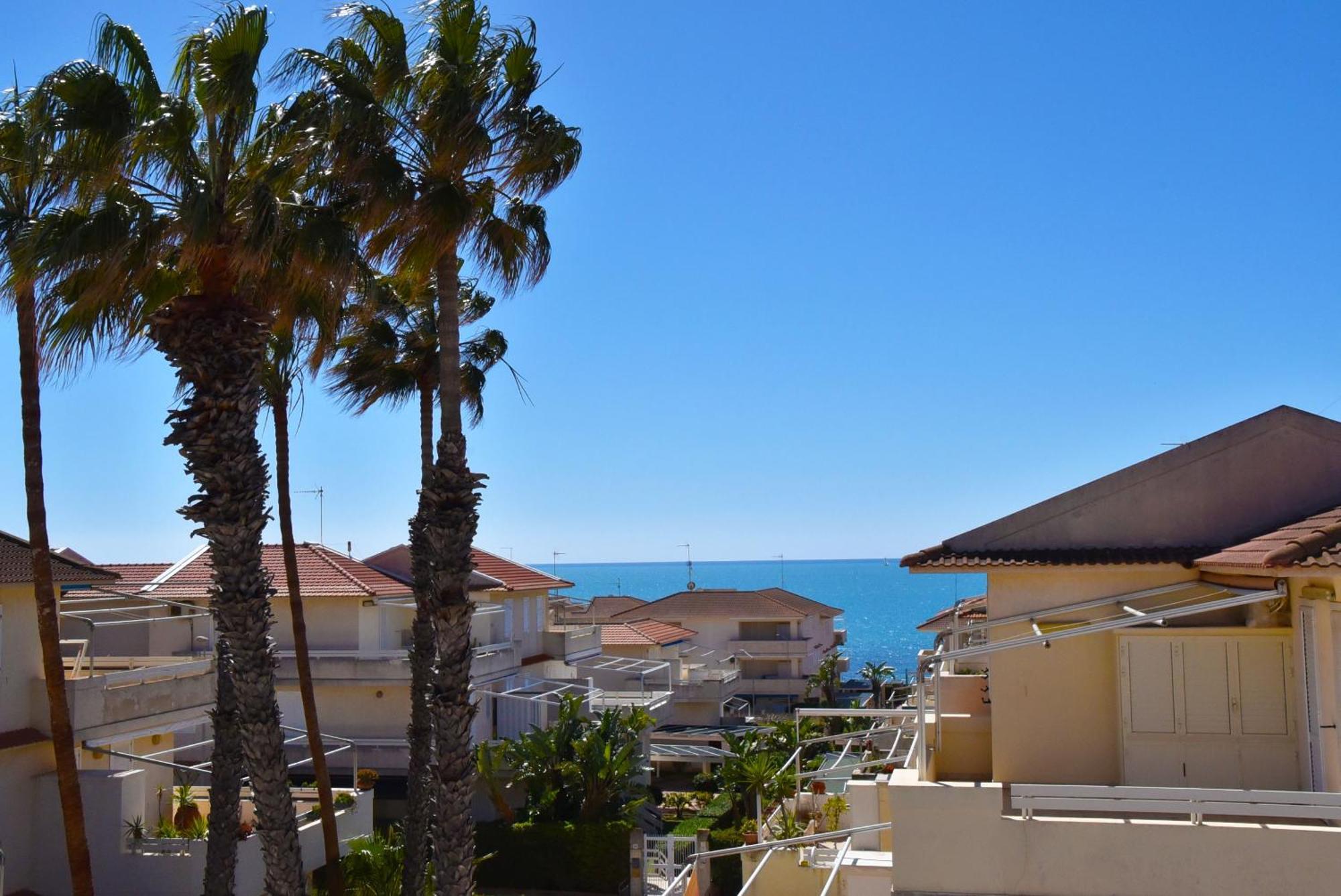 Punta Di Mola House Apartment Marina di Ragusa Exterior photo